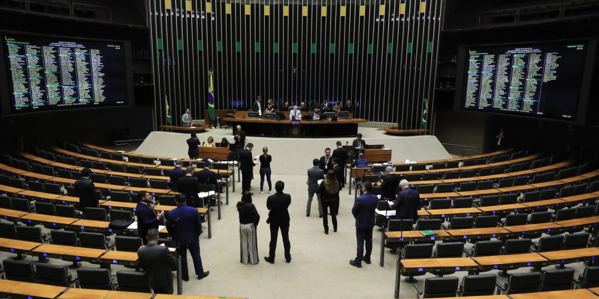 minirreforma-eleitoral-reduz-controle-de-gastos-partidarios;-entenda