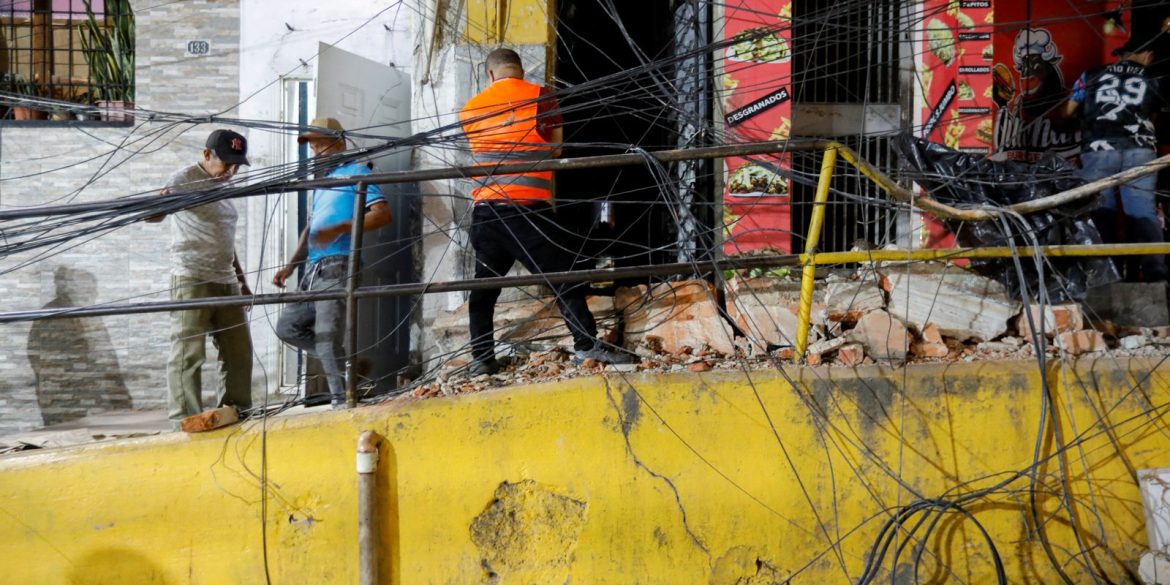 venezuela-decreta-emergencia-apos-terremotos