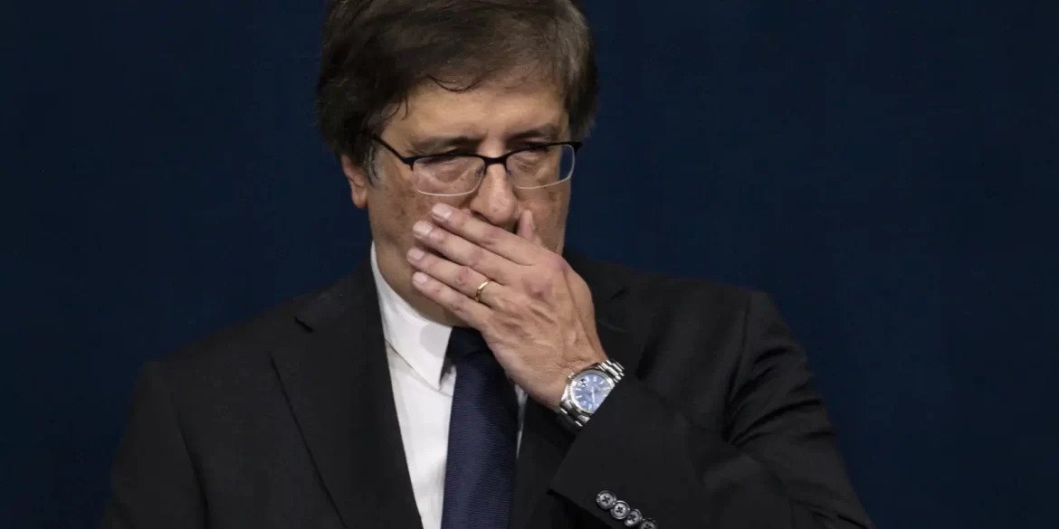 gonet-diz-que-nao-ve-falta-grave-no-caso-da-arma-de-bolsonaro