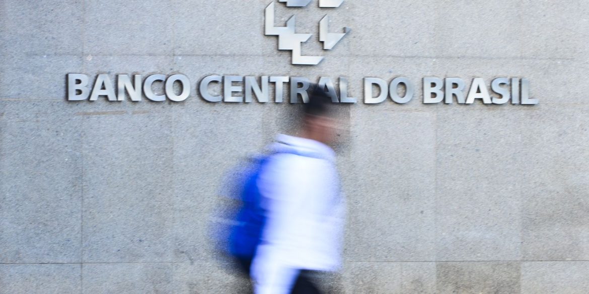 banco-central-preve-crescimento-de-2%-para-o-pib-em-2026